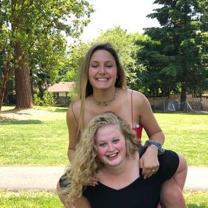 Meet your Posher, Celina